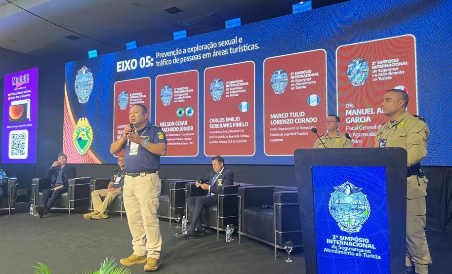 Governador prestigia simpósio internacional da PMPR sobre segurança no turismo