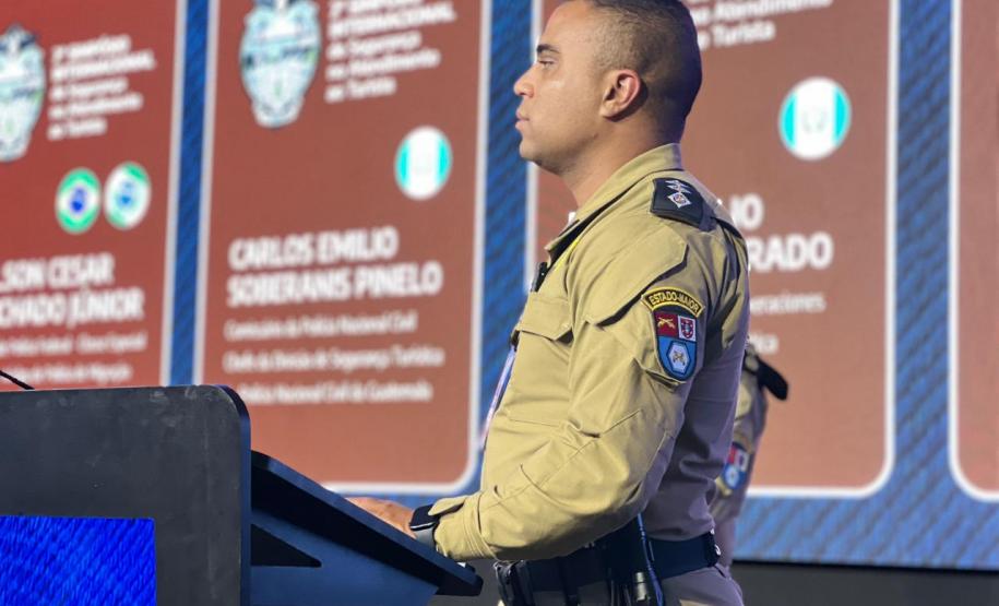 Governador prestigia simpósio internacional da PMPR sobre segurança no turismo