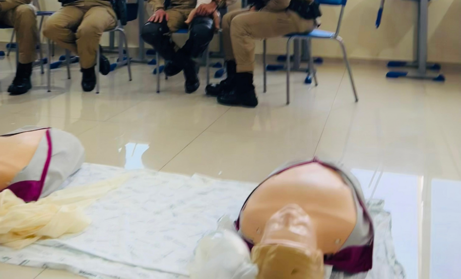 BPTran realiza instruções de Atendimento Pré-Hospitalar para policiais militares