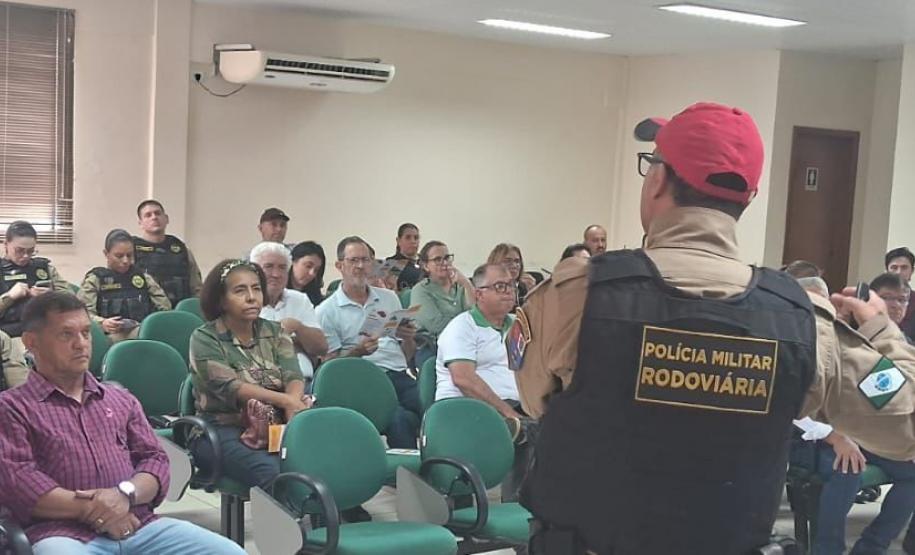 Polícia Militar do Paraná realiza reuniões técnicas com lideranças comunitárias rurais das regiões de Entre Rios e Vale do Ivaí