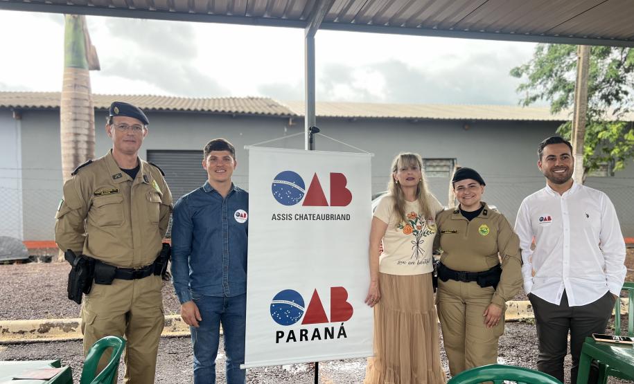 Quartéis da PMPR recebem comunidade em tarde de integração e proximidade