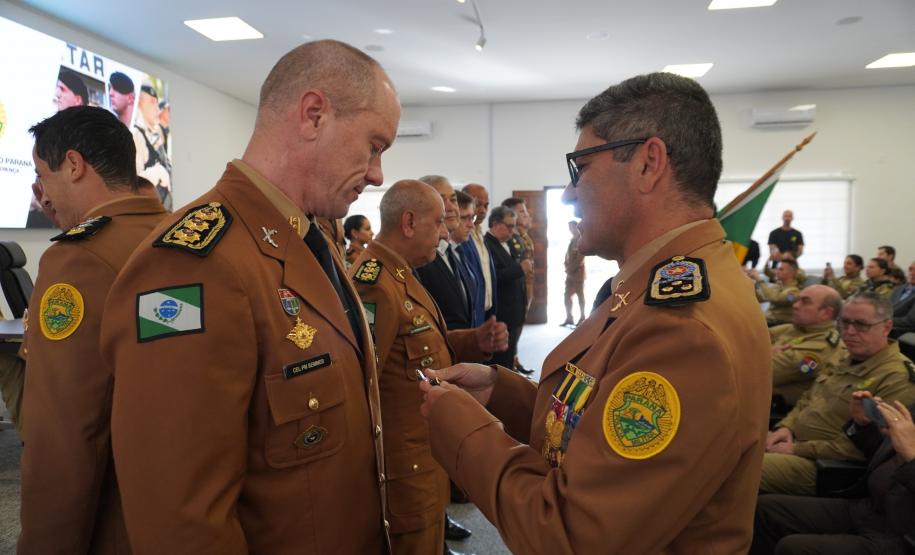 solenidade alusiva aos 34 anos de criação do Centro de Educação Física e Desportos (CEFID) é marcado por homenagens, reconhecimento profissional e valorização da saúde e do preparo físico dos policiais militares.