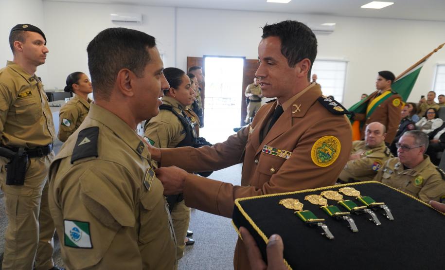solenidade alusiva aos 34 anos de criação do Centro de Educação Física e Desportos (CEFID) é marcado por homenagens, reconhecimento profissional e valorização da saúde e do preparo físico dos policiais militares.