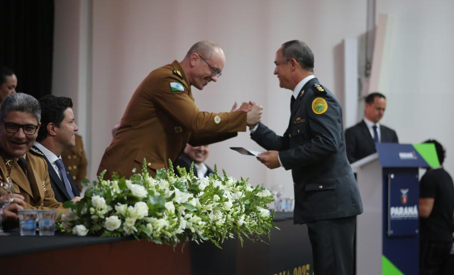 A turma é composta por 29 oficiais superiores da Polícia Militar do Paraná e um oficial superior do Corpo de Bombeiros Militar do Maranhão
