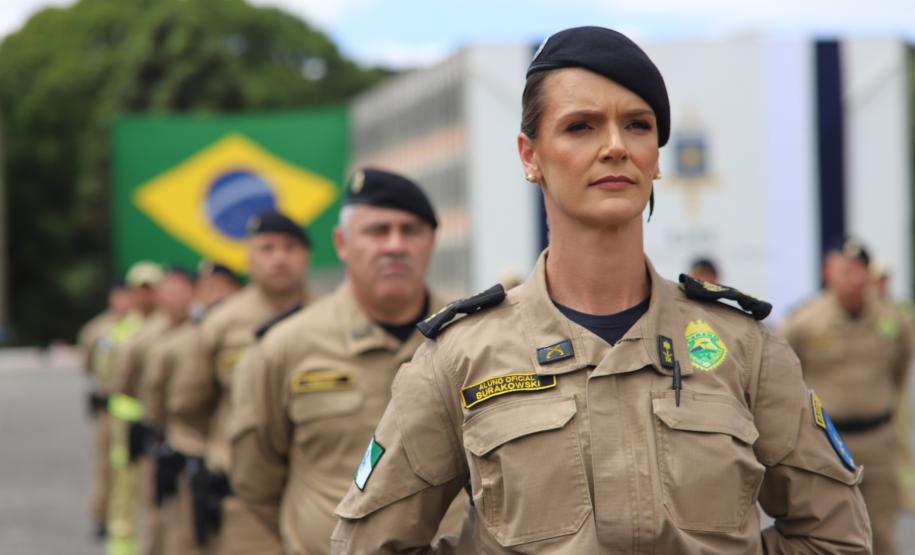 Formatura marca avanço na carreira dos oficiais especialistas