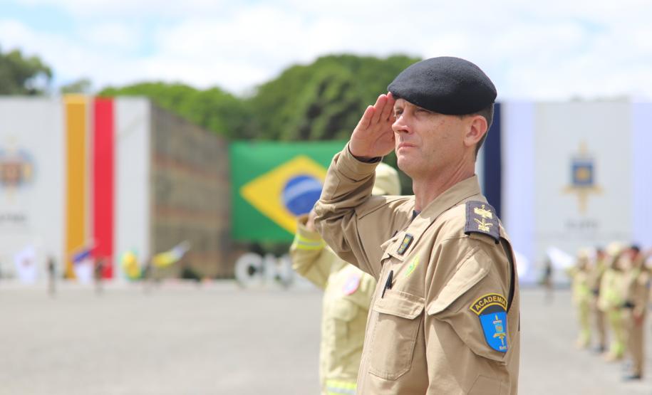 Formatura marca avanço na carreira dos oficiais especialistas