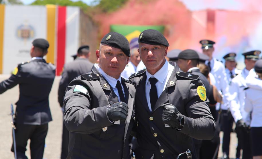 Formatura marca avanço na carreira dos oficiais especialistas