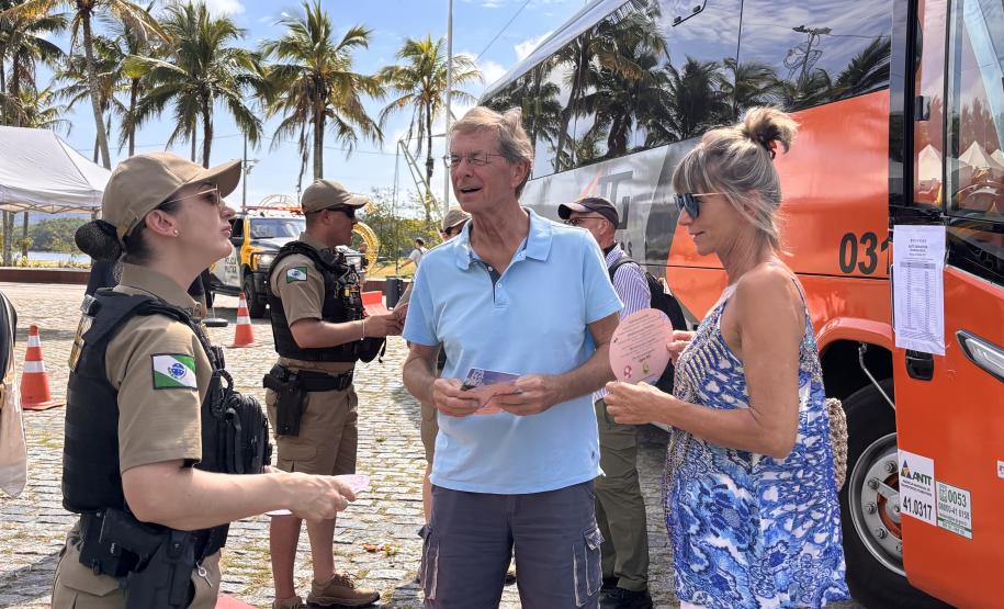 Ação de Aproximação Comunitária Paranaguá