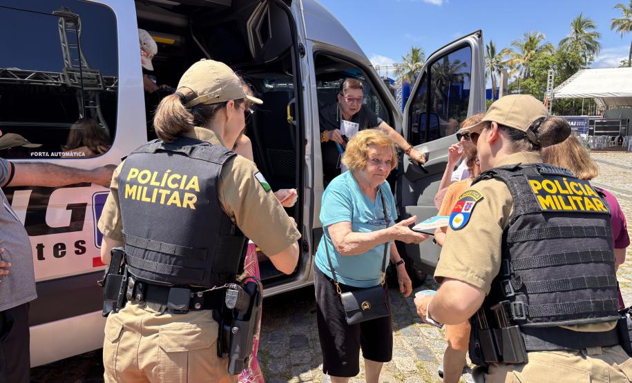 Ação de Aproximação Comunitária Paranaguá