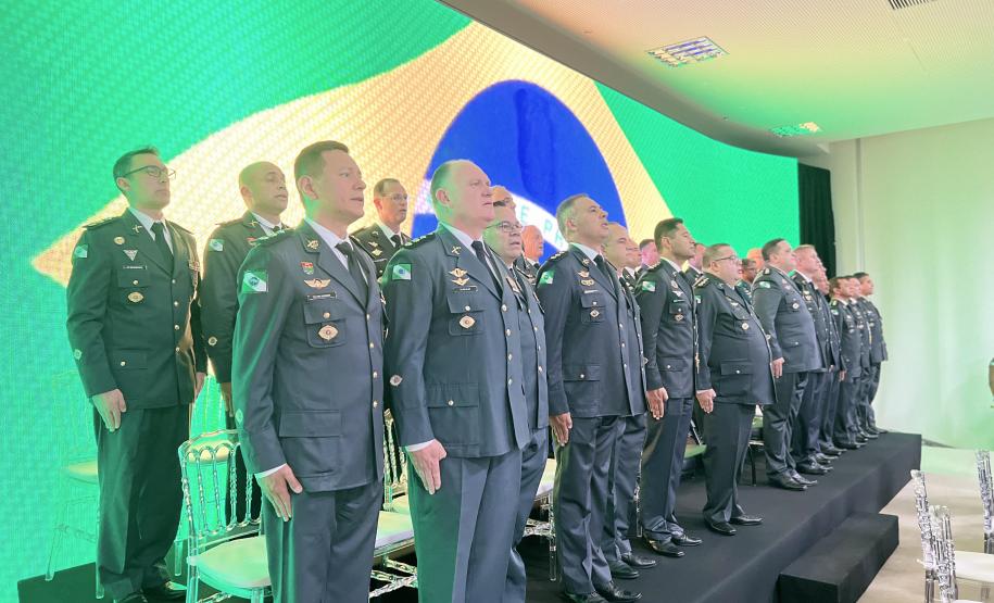A turma é composta por 29 oficiais superiores da Polícia Militar do Paraná e um oficial superior do Corpo de Bombeiros Militar do Maranhão