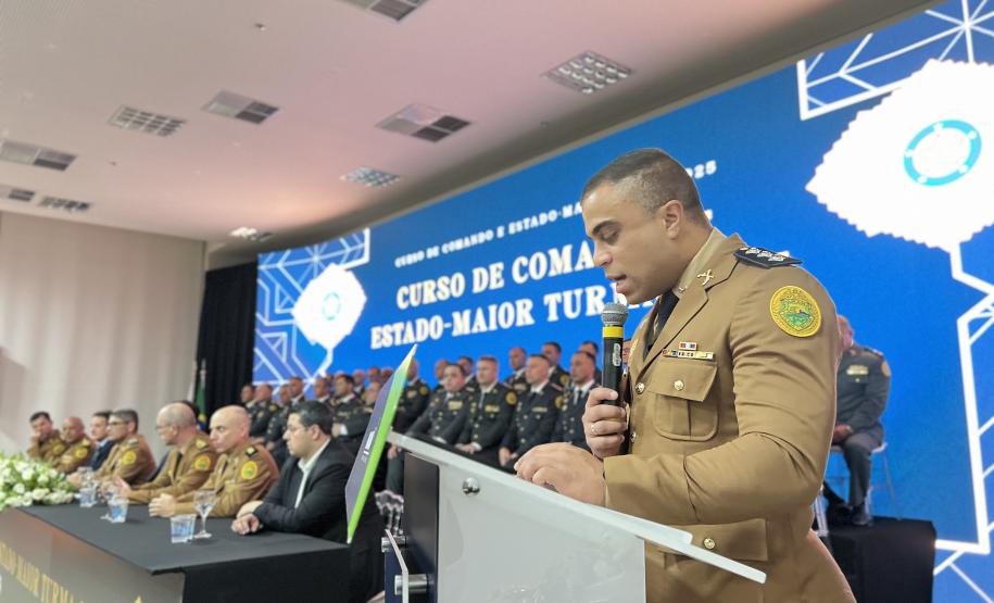 A turma é composta por 29 oficiais superiores da Polícia Militar do Paraná e um oficial superior do Corpo de Bombeiros Militar do Maranhão