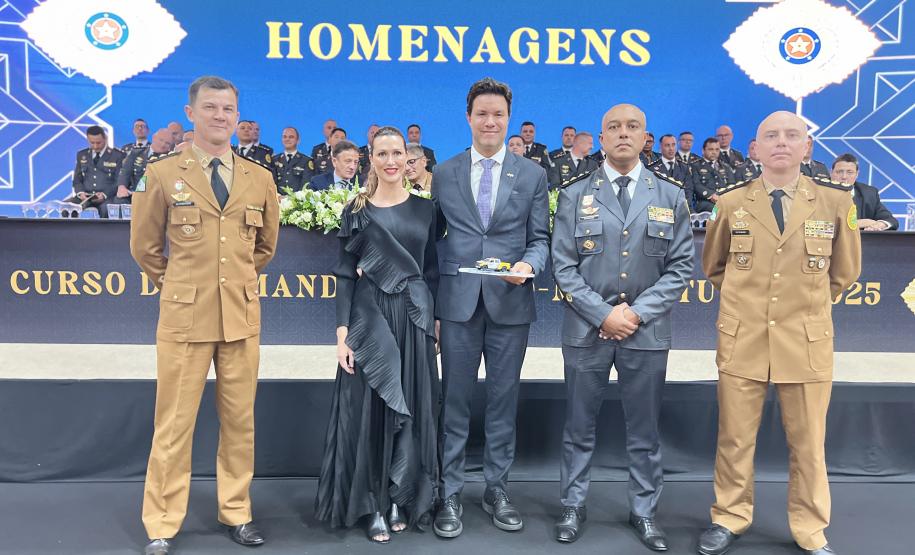 A turma é composta por 29 oficiais superiores da Polícia Militar do Paraná e um oficial superior do Corpo de Bombeiros Militar do Maranhão