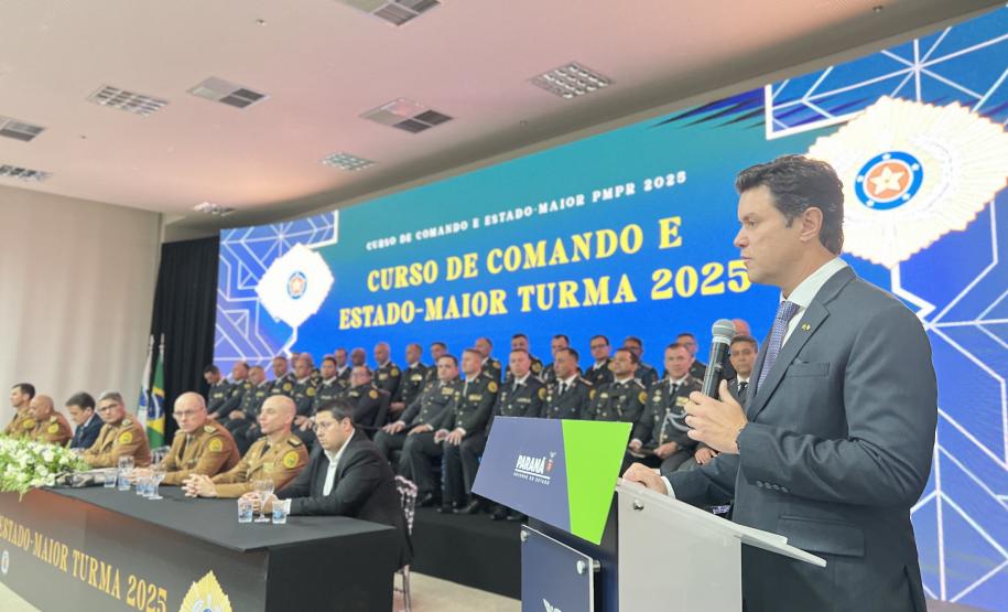 A turma é composta por 29 oficiais superiores da Polícia Militar do Paraná e um oficial superior do Corpo de Bombeiros Militar do Maranhão