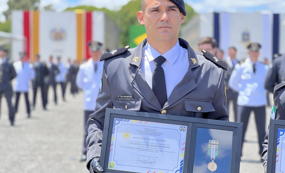 Formatura marca avanço na carreira dos oficiais especialistas