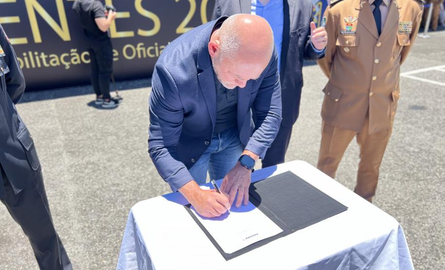 Formatura marca avanço na carreira dos oficiais especialistas