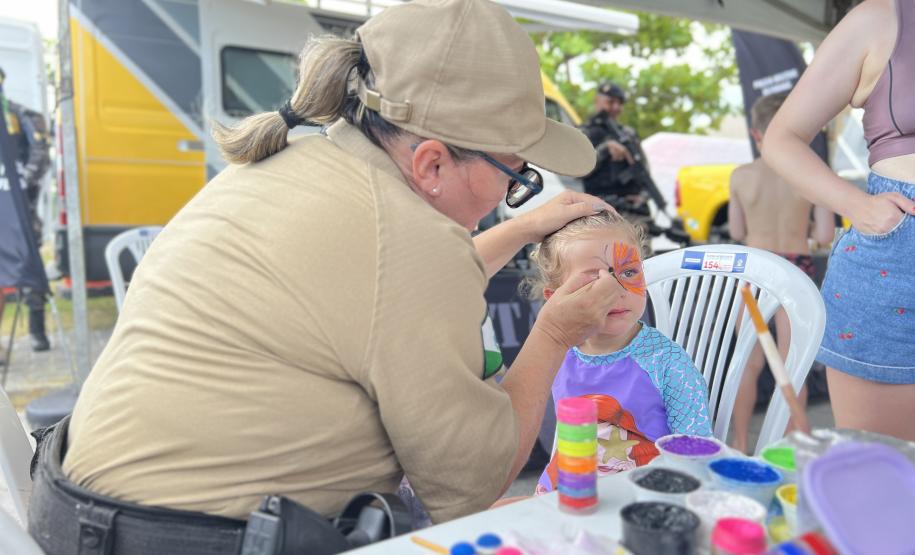 A Ação reuniu moradores e turistas em uma programação voltada à aproximação entre as forças de segurança e a população