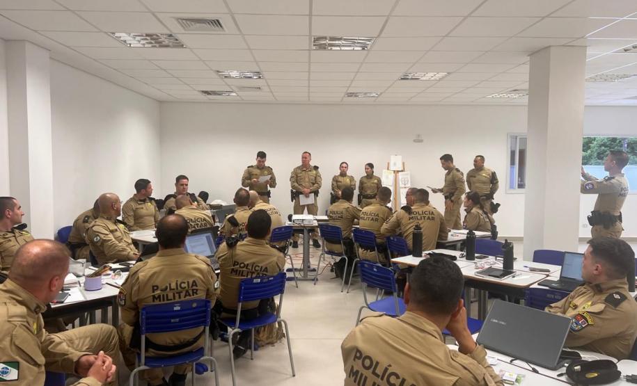 PMPR inicia capacitação em Gestão em Polícia Comunitária com foco em redes de proteção, mediação e promoção dos direitos humanos