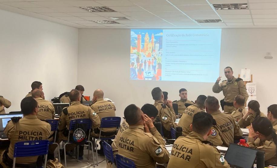 PMPR inicia capacitação em Gestão em Polícia Comunitária com foco em redes de proteção, mediação e promoção dos direitos humanos