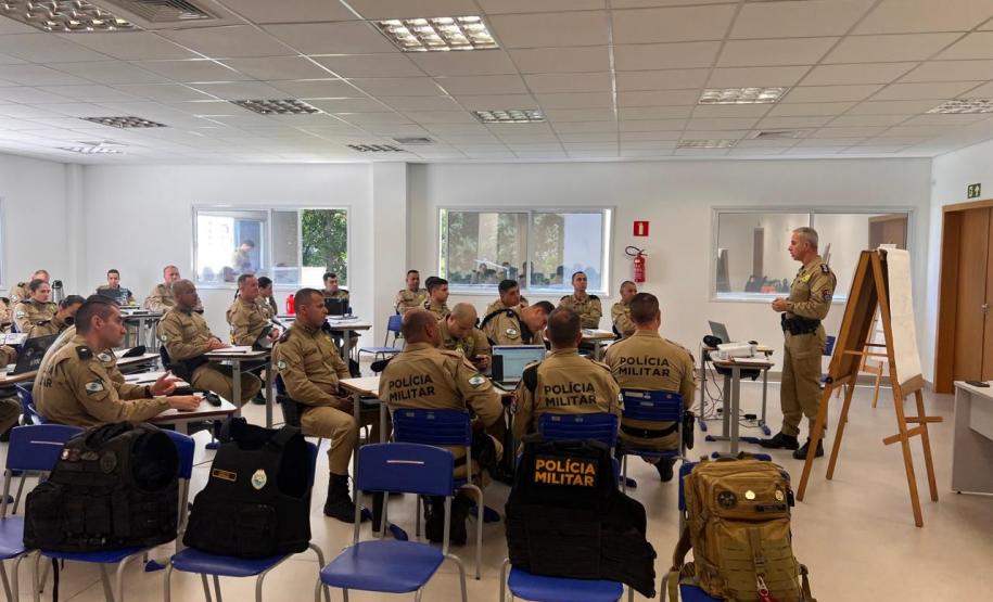 PMPR inicia capacitação em Gestão em Polícia Comunitária com foco em redes de proteção, mediação e promoção dos direitos humanos