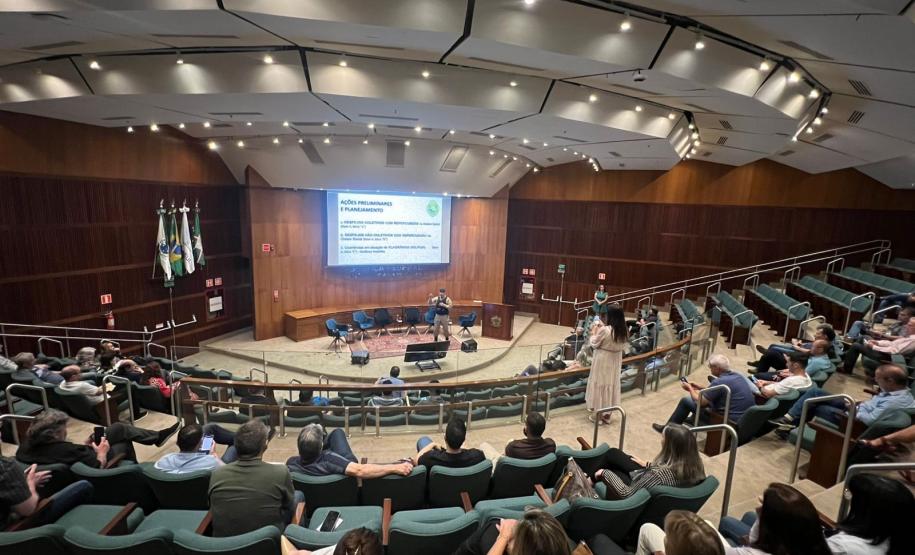 Polícia Militar do Paraná e Justiça Federal Fortalecem Cooperação na Gestão de Conflitos Fundiários em Encontro Inédito