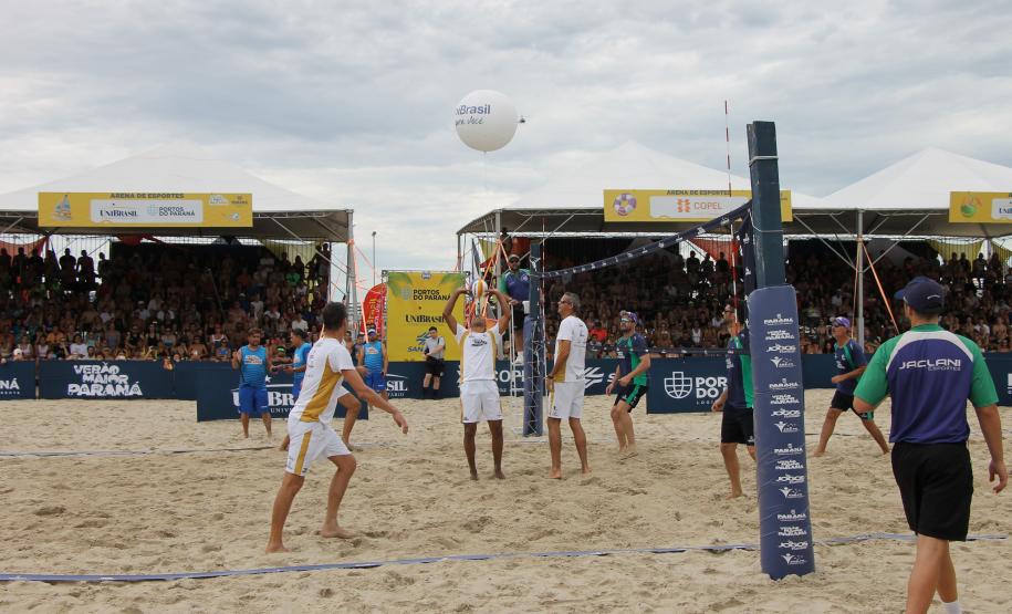 Comandante-Geral da PMPR prestigia Desafio Olímpico de Vôlei em Caiobá