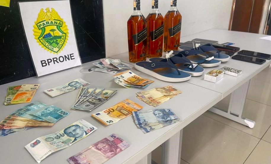 PMPR prende em Curitiba dois peruanos suspeitos de furtos em série contra turistas em Foz do Iguaçu