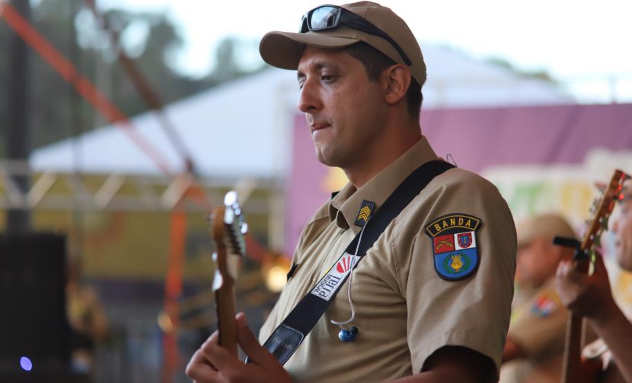 O espetáculo aconteceu no Palco Sunset, instalado no Morro do Cristo