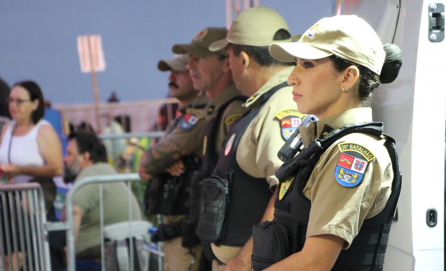 Show do Raça Negra reúne 118 mil pessoas em Caiobá com segurança reforçada da PMPR