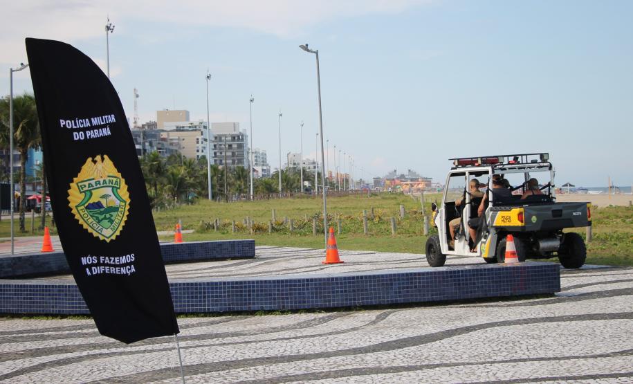 Cinto afivelado e sorriso no rosto: a “Voltinha UTV PMPR” conquista a criançada no litoral