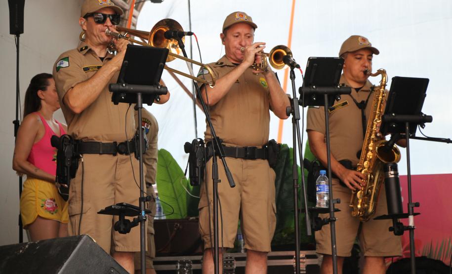 Comandante-geral da PMPR prestigia Banda de Música da PMPR na Arena Mundo RIC em Caiobá