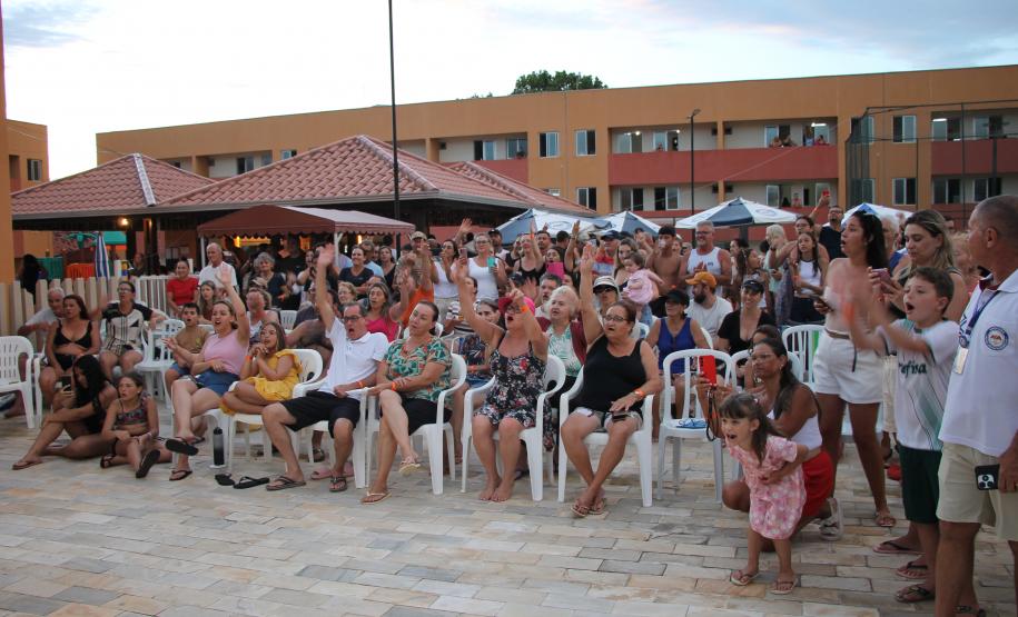 Banda da PMPR transforma a Colônia de Férias em um verdadeiro show de alegria