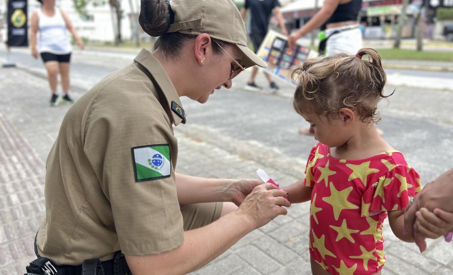 Durante a ação, os policiais militares interagiram de forma direta e acolhedora com moradores e veranistas