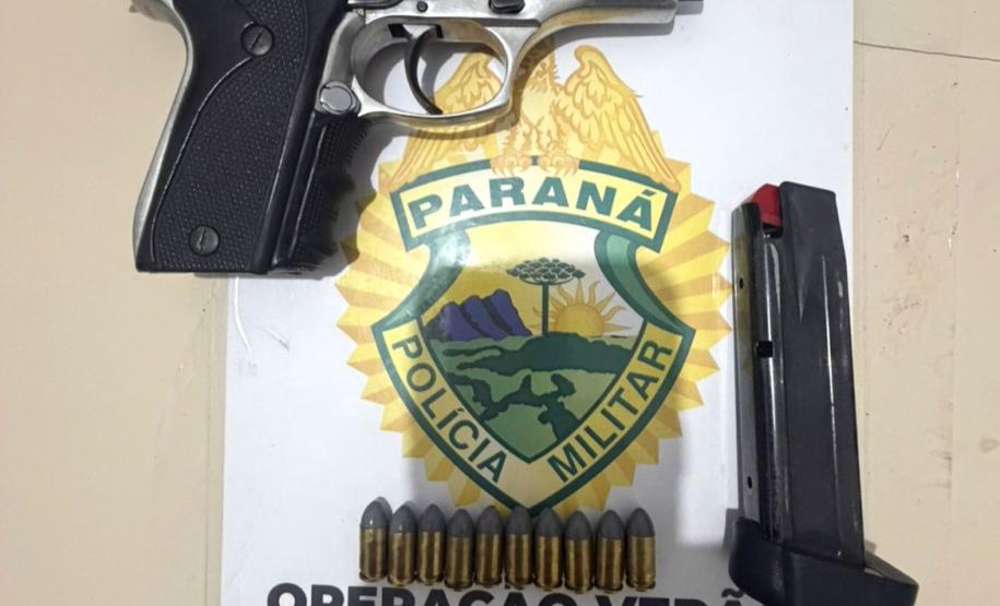 PMPR prende condutor por embriaguez ao volante, posse de drogas e arma de fogo após acidente em Guaratuba