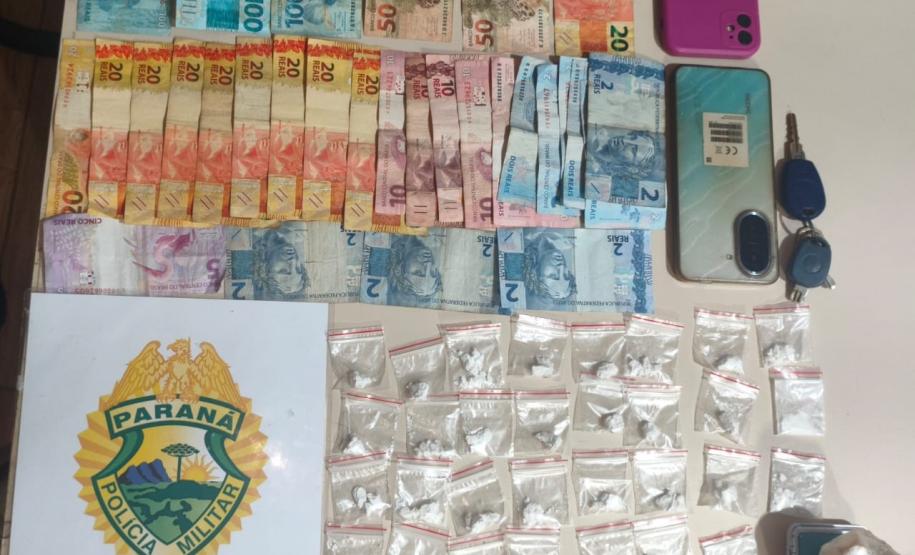 Casal é preso por tráfico de drogas durante ação da PMPR no Balneário Shangri-lá