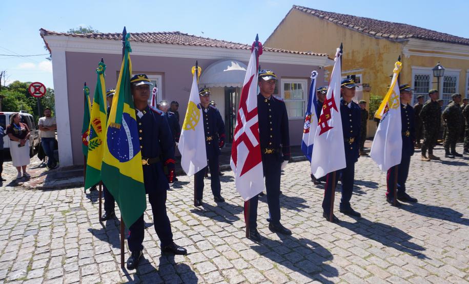 PMPR participa de solenidade em homenagem aos 132 anos do Cerco da Lapa