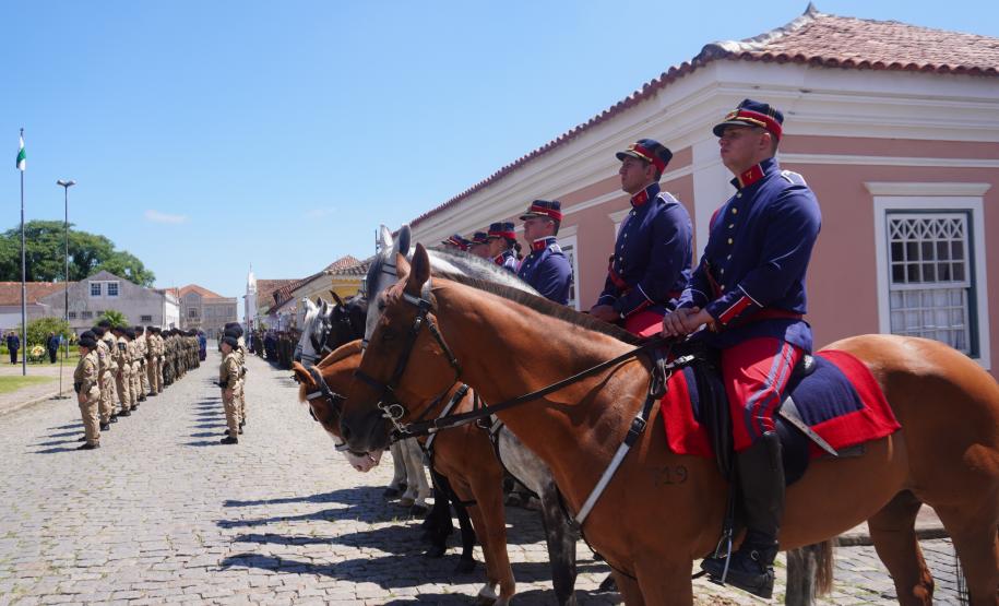 PMPR participa de solenidade em homenagem aos 132 anos do Cerco da Lapa