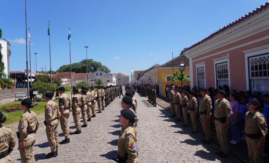 PMPR participa de solenidade em homenagem aos 132 anos do Cerco da Lapa