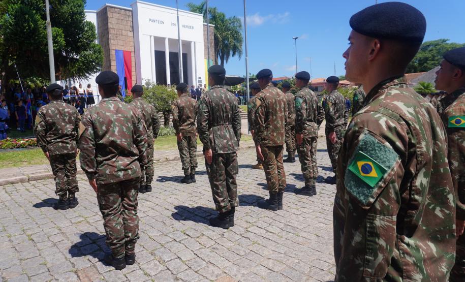 PMPR participa de solenidade em homenagem aos 132 anos do Cerco da Lapa
