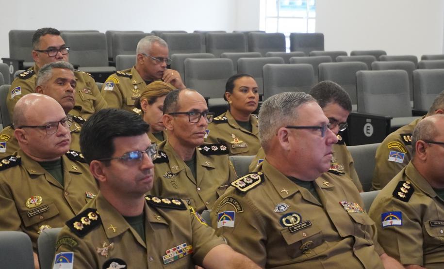 PMPR recebe visita técnica de oficiais da Polícia Militar de Pernambuco no Paraná