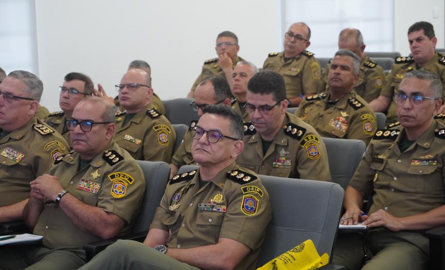 PMPR recebe visita técnica de oficiais da Polícia Militar de Pernambuco no Paraná