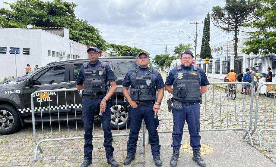 A Polícia Militar do Paraná (PMPR) atuou de forma estratégica no Banho de Mar à Fantasia