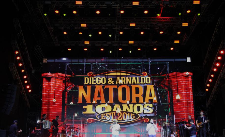 30 mil pessoas prestigiam show em Pontal do Paraná com a segurança da PMPR