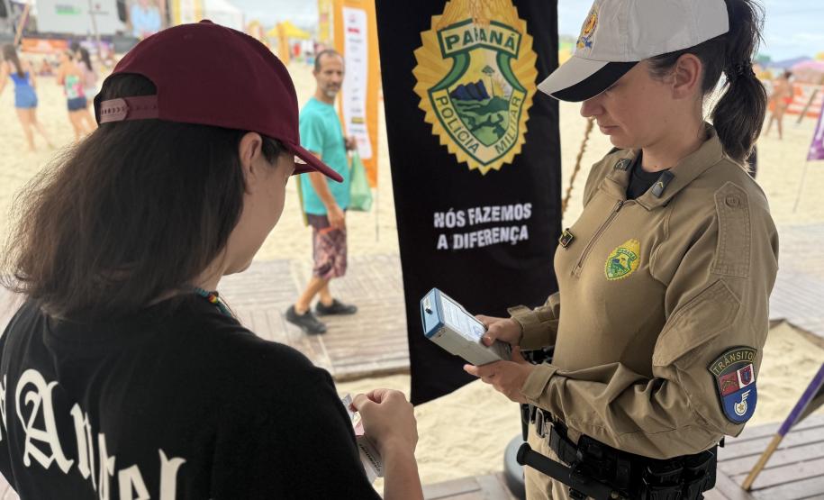 PMPR encerra participação na Arena Verão Maior com ações de proximidade e educação em Caiobá
