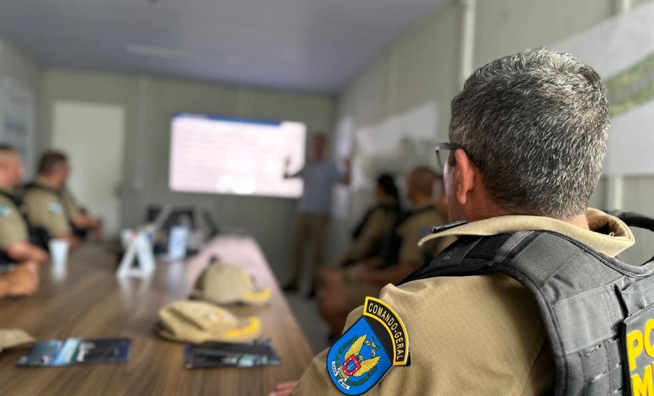 Visita ponte de Guaratuba