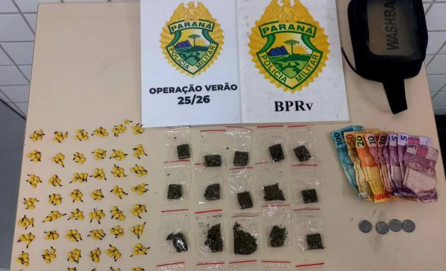 Com o auxílio do cão farejador Urko, foram localizadas mais 48 porções de crack espalhadas na área