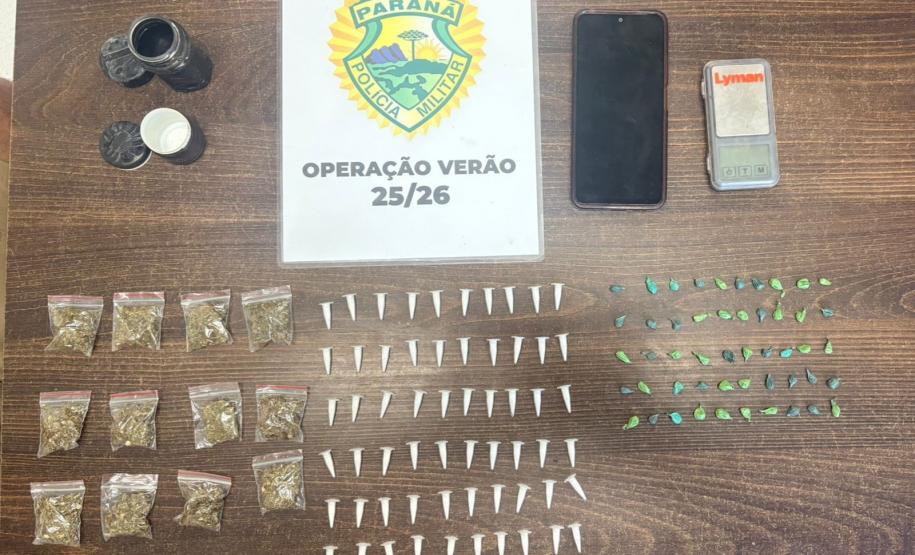 PMPR prende mulher por tráfico de drogas e apreende entorpecentes em Matinhos