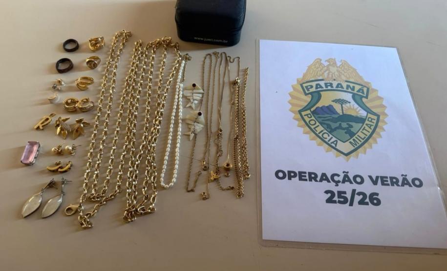 PMPR recupera joias furtadas em residências de Pontal do Sul