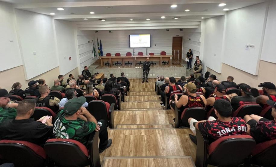 PMPR reúne torcidas organizadas para alinhar esquema de segurança do Athleti