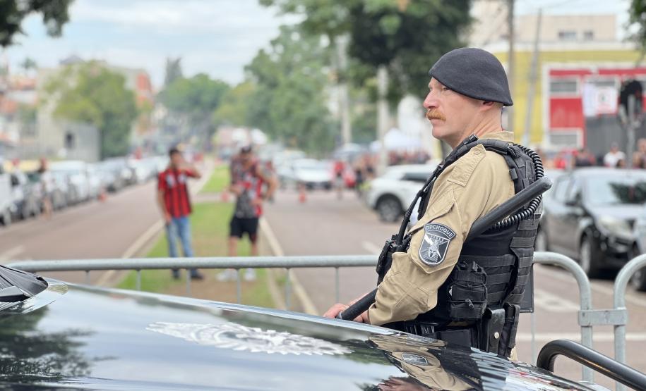 A atuação da PMPR teve início ainda nas primeiras horas da manhã, com reforço no policiamento desde as 8h até as 22H