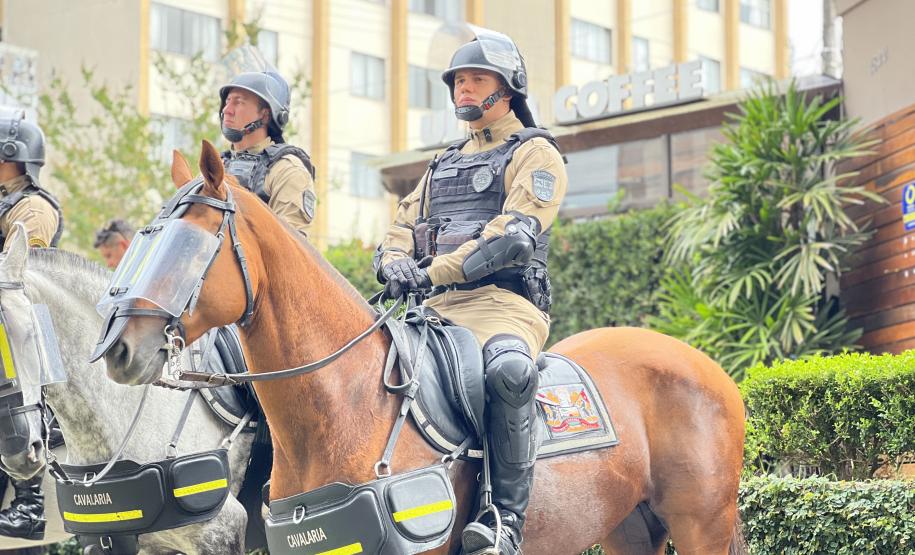 A atuação da PMPR teve início ainda nas primeiras horas da manhã, com reforço no policiamento desde as 8h até as 22H